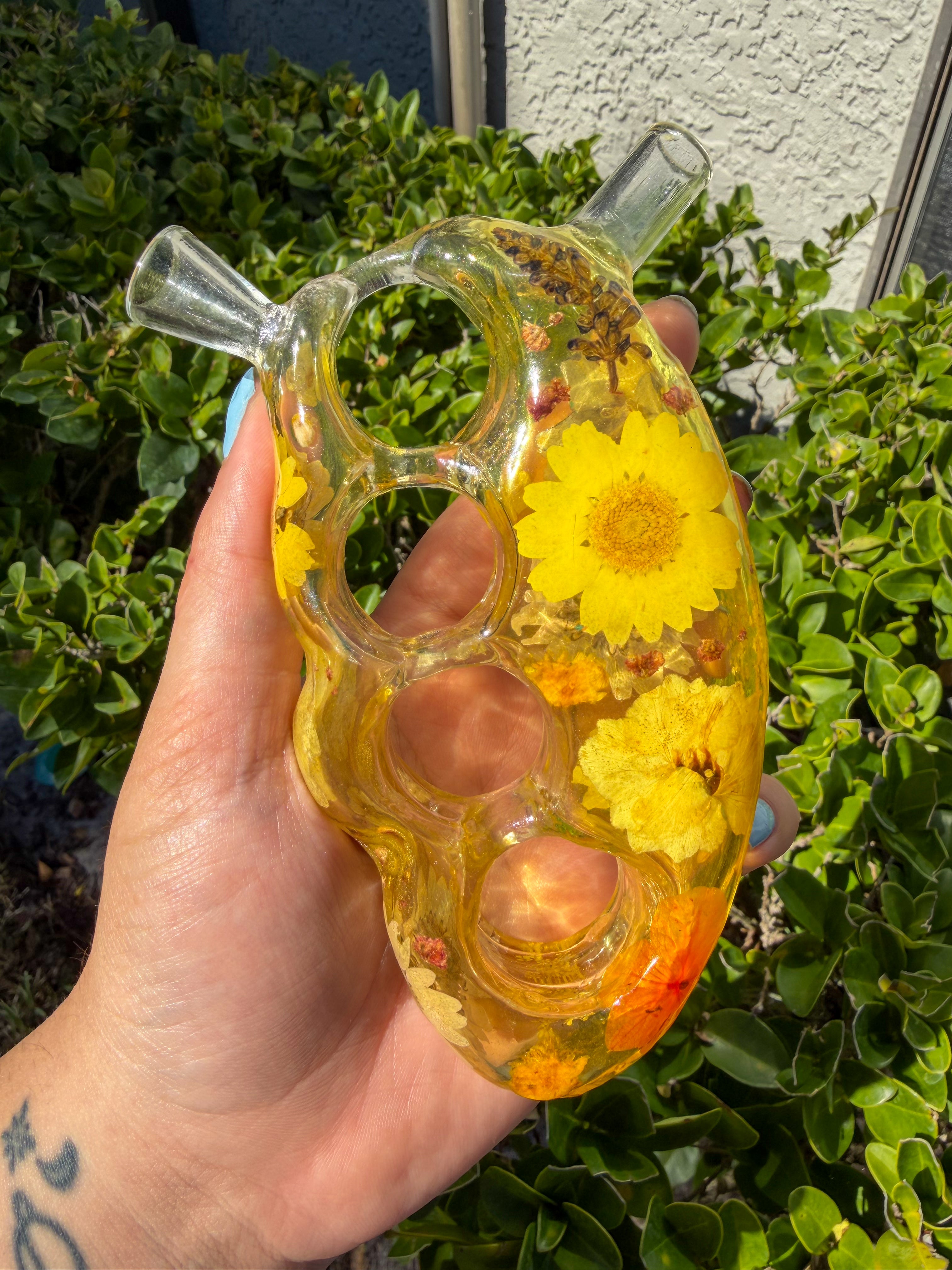 Amelia Grass Knuckles